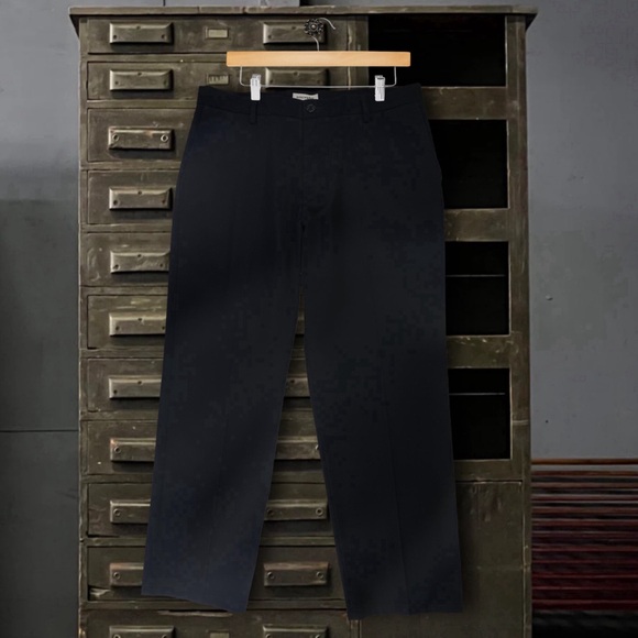 DOCKERS • D2 No Wrinkles Black Pants Work Dress Trousers Khaki 42 x 32 - Picture 6 of 6